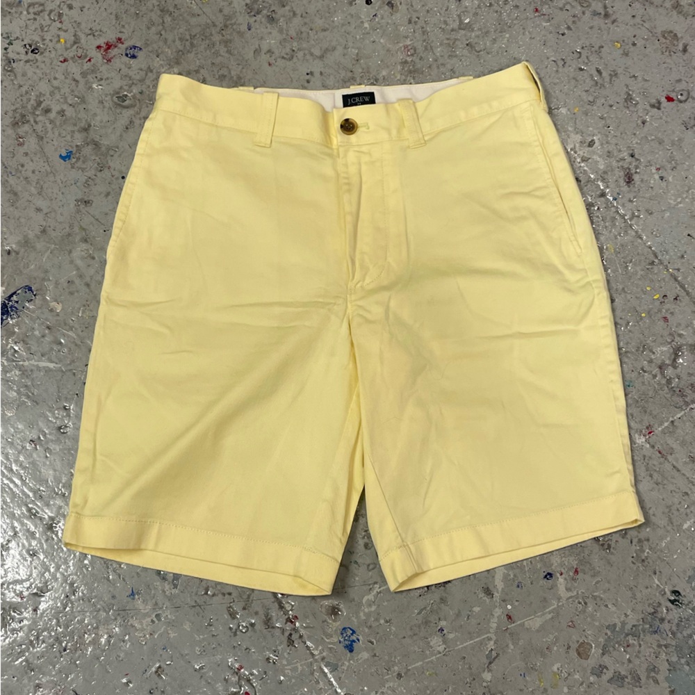 J.Crew Men’s 9” Chino Shorts – Size 29 – Soft Yellow